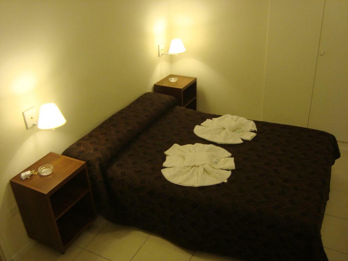 Hotel Siena Buenos Aires Værelse billede